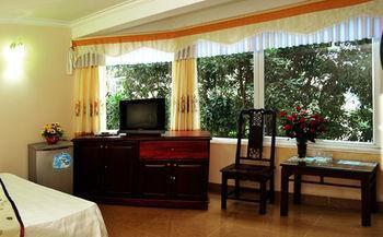 Phuong Dong Hotel Hanoi Exterior foto